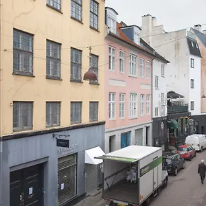 Lejlighed Cozy In Heart Of Near Stroget & Hojbro Plads, København
